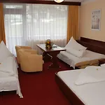 Berghof Graml Hotell 3*
